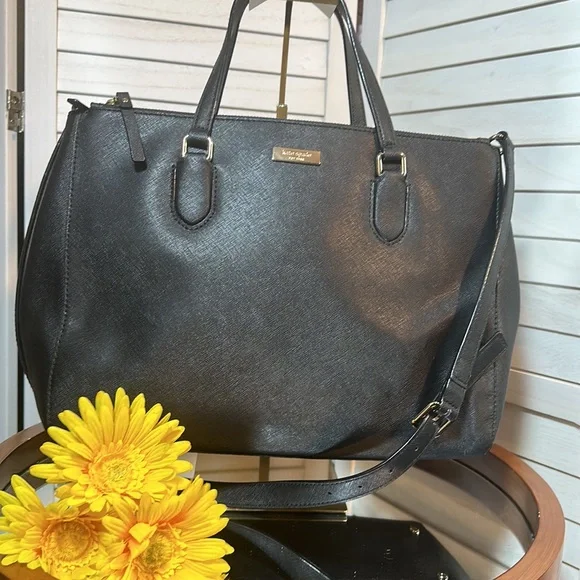 EUC Kate Spade Double Zio Black Saffiano Crossbody Satchel Tote in Black - Picture 12 of 12